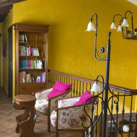 Casa Rural De Lujo Soles カントリーハウス *