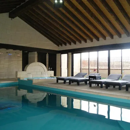 Casa Rural De Lujo Soles カントリーハウス *